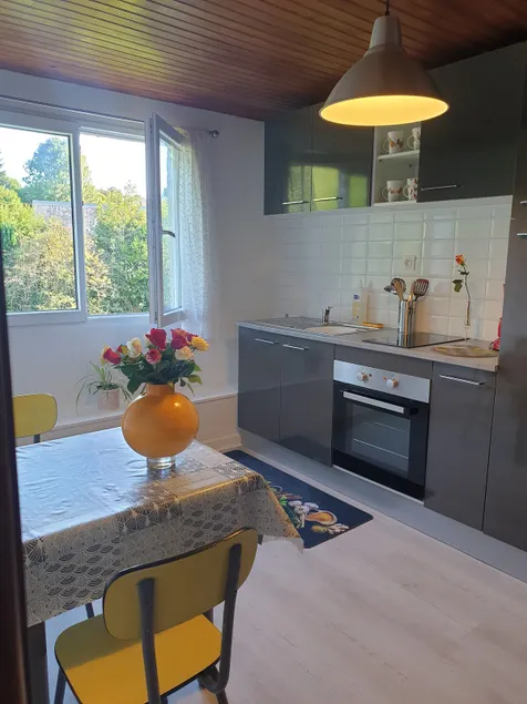 ROSTRENEN: Studio fully renovated - Image 1