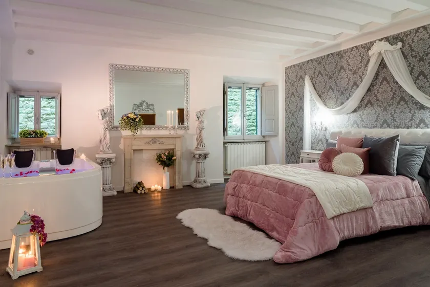 Le Mura Luxury Room ROOM & PERSONAL SPA - Image 1