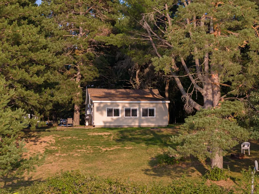Mitchell Retreat - Image 1