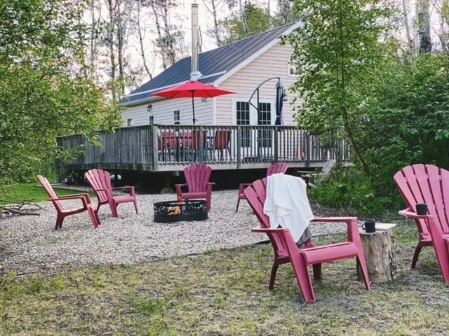 The Cabin on Grey Owl - with hot tub - Image 1