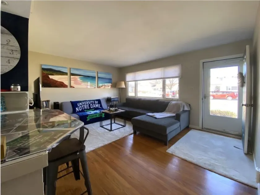 Happy Cloud, a 4-BR Home Minutes from Notre Dame! - Image 1