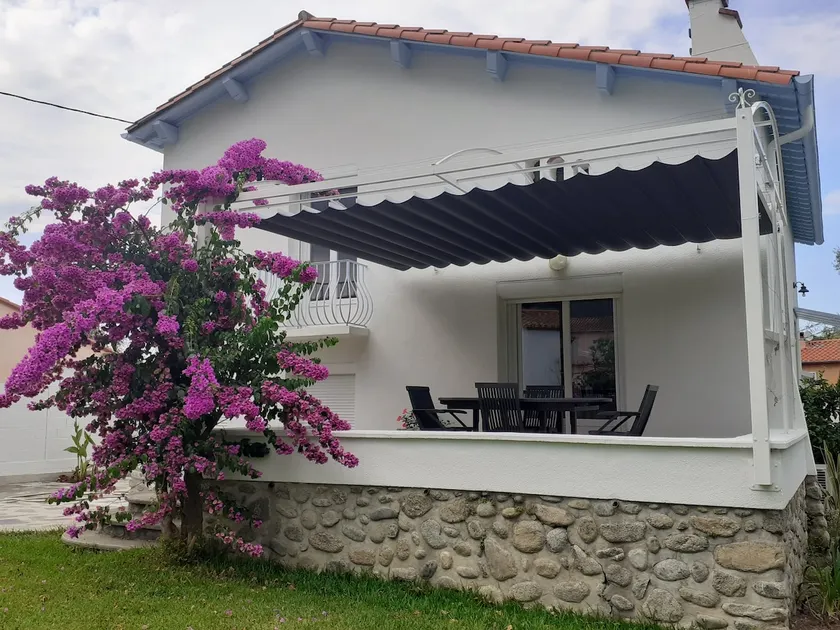 house 4/6 people, garden, shared pool - Image 1