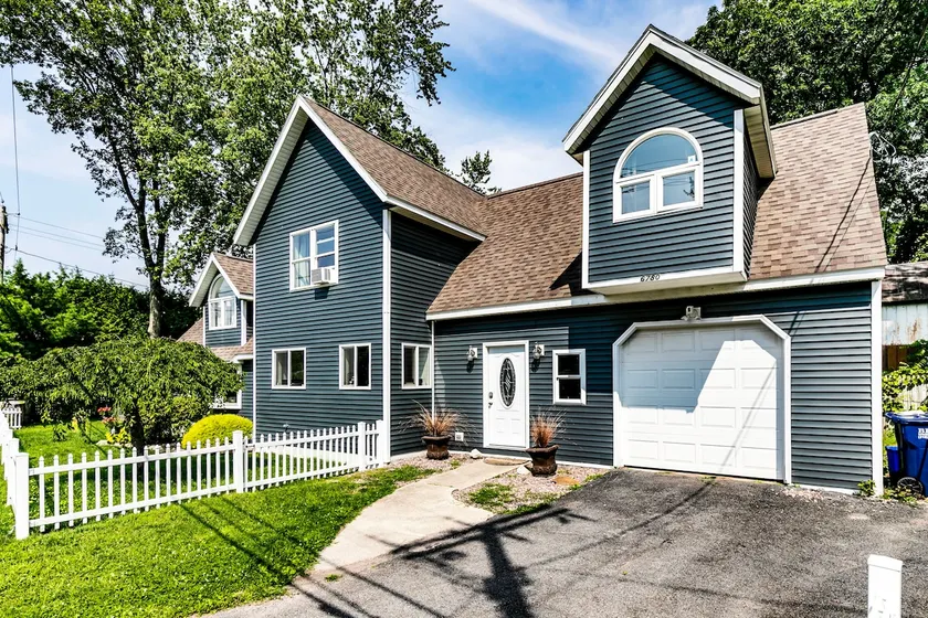 Blue Heron | Family Home by Sylvan Beach|Sleeps 12 - Image 1