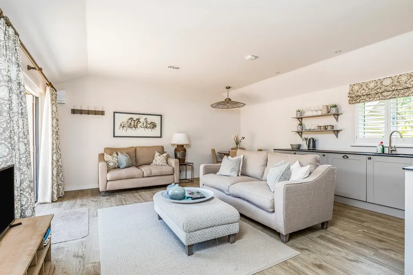 Delightful 2Bed Lodge in Downland Village - Pass the Keys - Image 1