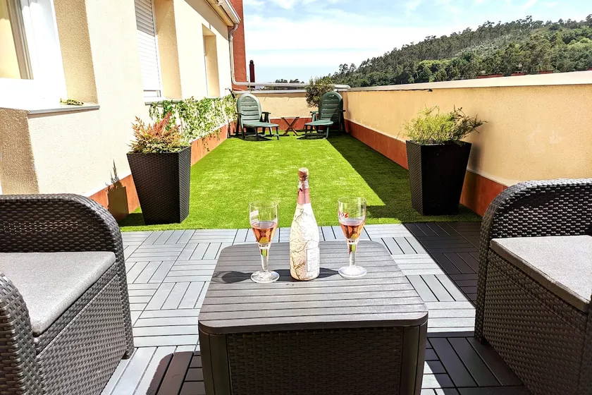 Alma's terrace - Image 1