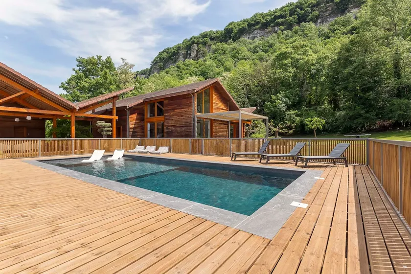 ”Maison Gaïa” swimming pool in the heart of a green park - Image 1