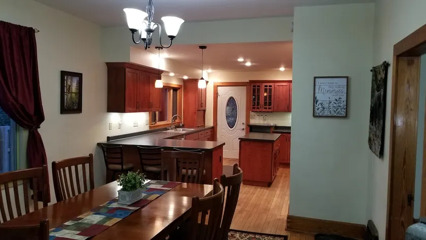 Renovated 19th Century UP Getaway in Ironwood - Image 1
