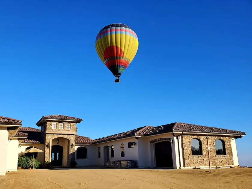 Romantic 1 Bedroom Villa Overlooking the Vineyards with INCREDIBLE VIEWS! - Image 1