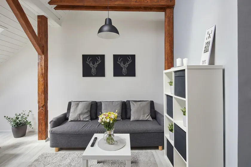 Open-Plan Rooftop Apt - Calm Area! - Image 1