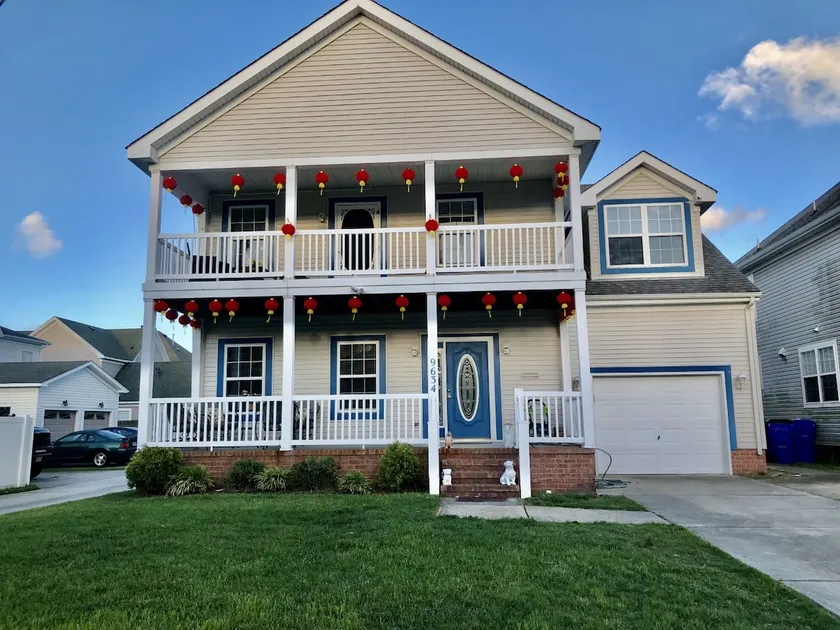 Convenient Beach Home, Beach Access Across Street - Image 1