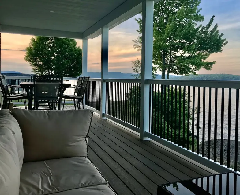 AMAZING! LAKESHORE HOME w/DOCK; Sleeps 7 - Image 1