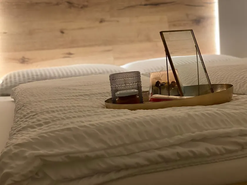 Cozy apartment surrounded by orchards! - Image 1