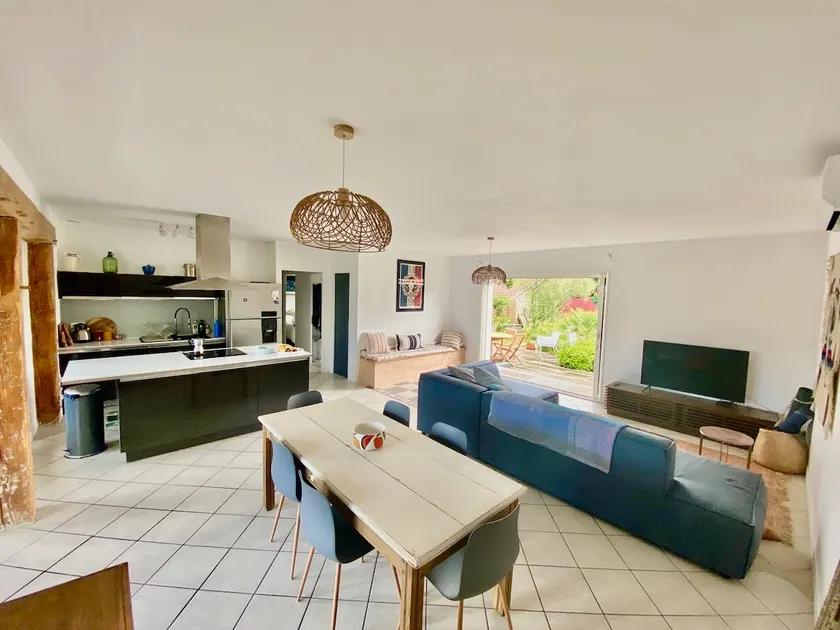 Winkipop Beach House3 bedroom & minutes to beach - Image 1