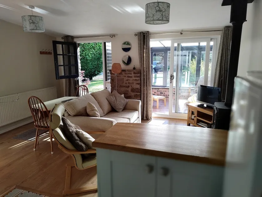 The Annexe @Granny’s Apple Lodge - Image 1