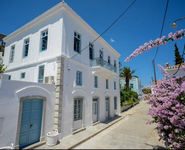 The Old Harbor house - Image 1
