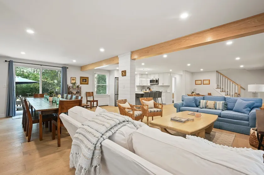 Spacious beautiful fully renovated Cape Cod escape - Image 1