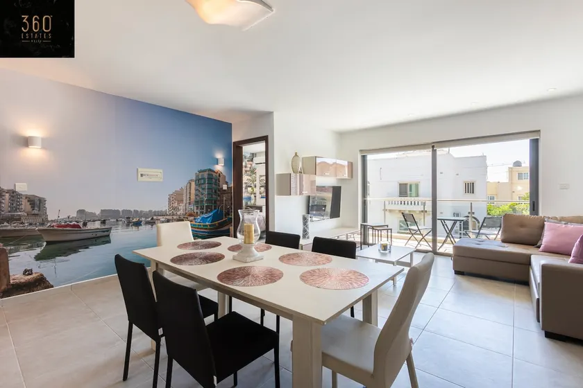 High-End central APT with comfy BEDS & Super WIFI by 360 Estates - Image 1