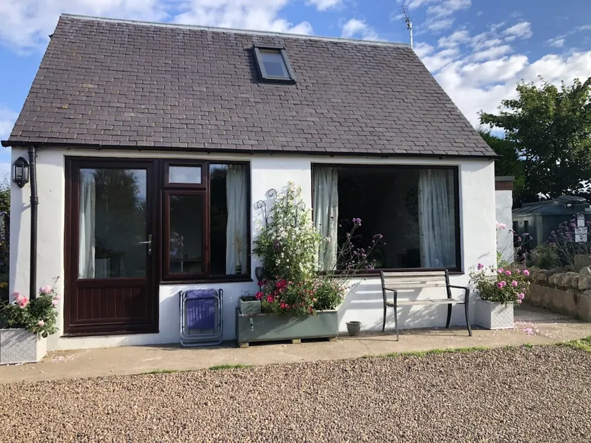 Peaceful rural, idyllic, hideaway, in the Borders - Image 1