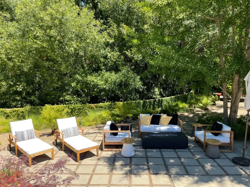 Lux, Sunny Retreat w/ XL Hot Tub by Redwoods - Image 1