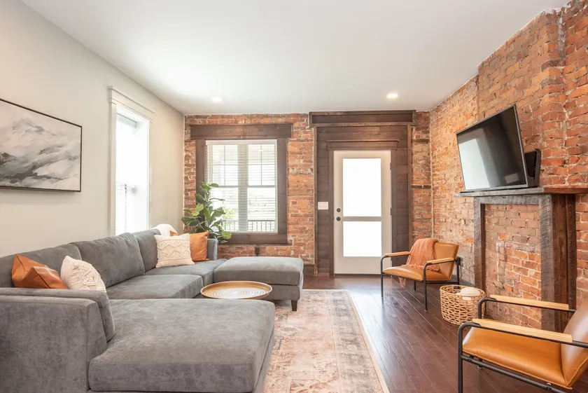 Riveting industrial townhome in trendy WestReading - Image 1