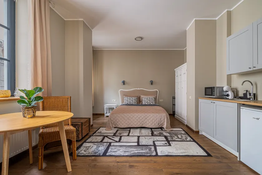 Laipu Street Residence - Image 1
