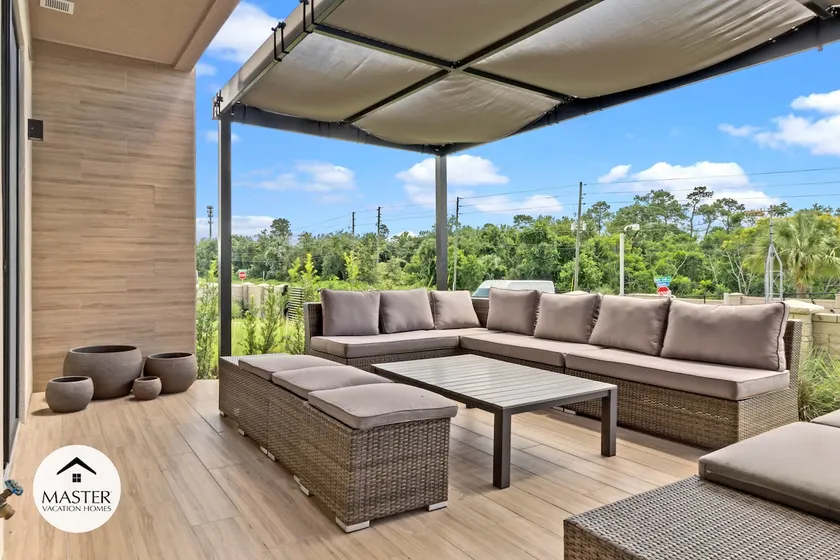 4 Bd/4.5 Ba Sleeps 8! Magic Village Views (3069R) - Image 1