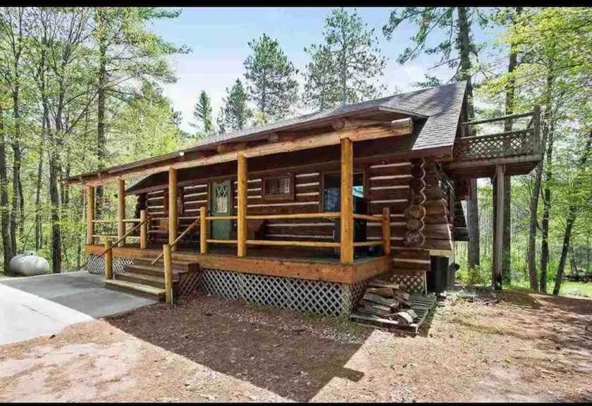 Tall Pines Log Cabin on Trout stream - Image 1