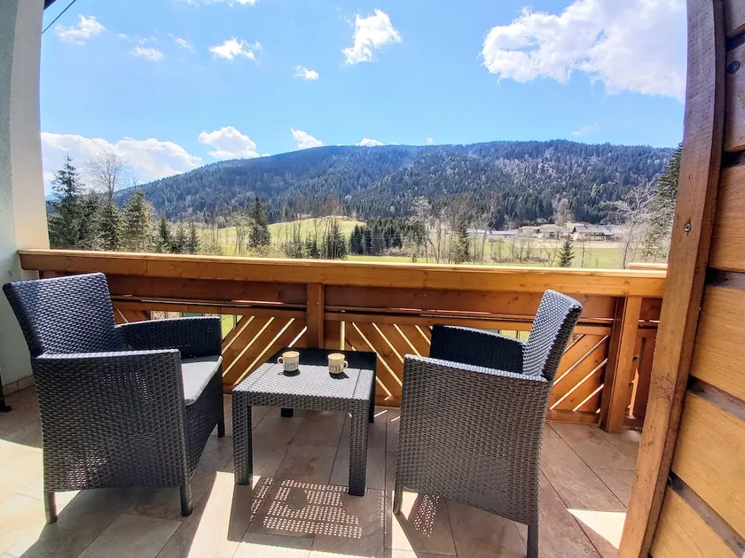 Gitschtal 2P apartment with mountain views - Image 1