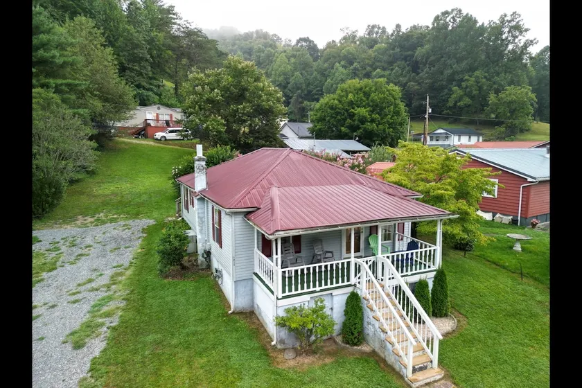 Not Just Another Trail House - Image 1