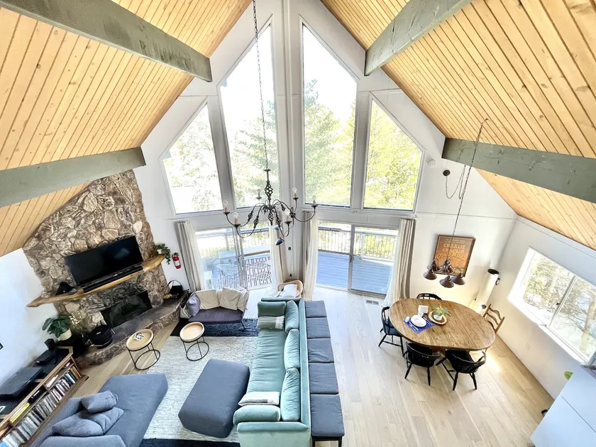 Modern A-Frame Cabin w/ Treetop View/dogs welcomed - Image 1
