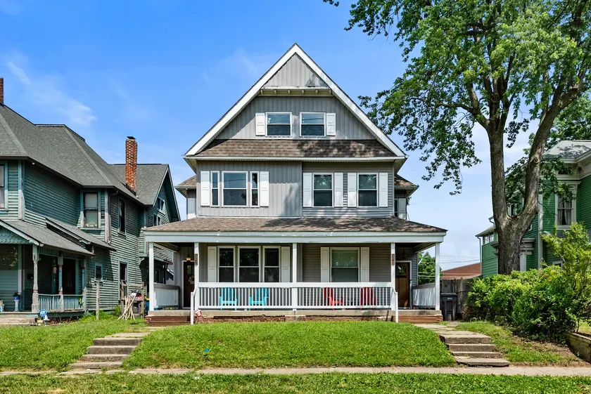 3BR Townhome | Sleeps 10 | 1 mile to downtown Indy - Image 1
