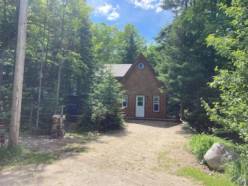La Dame-des-Bois Chalet-Cabin-House CITQ 306412 - Image 1