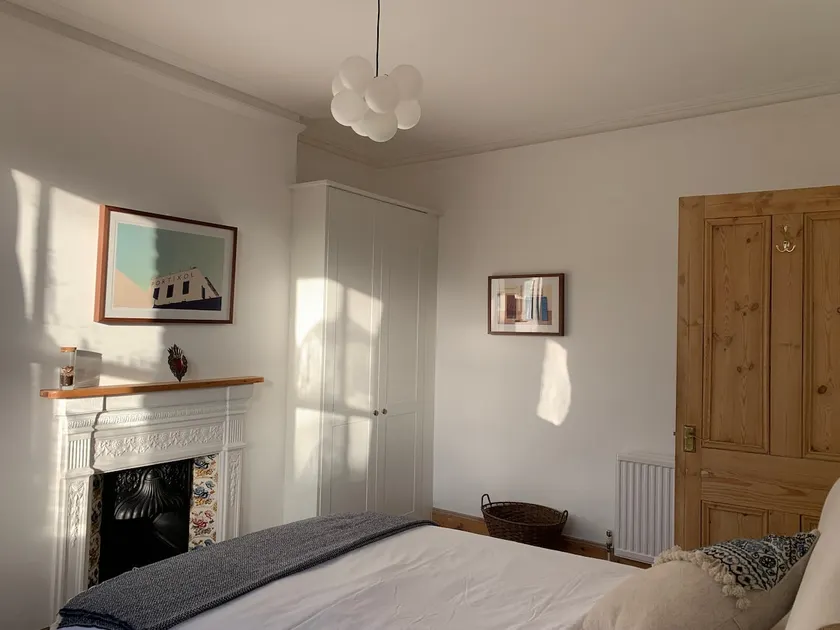 Stunning 1-bedroom flat in Chiswick - Image 1