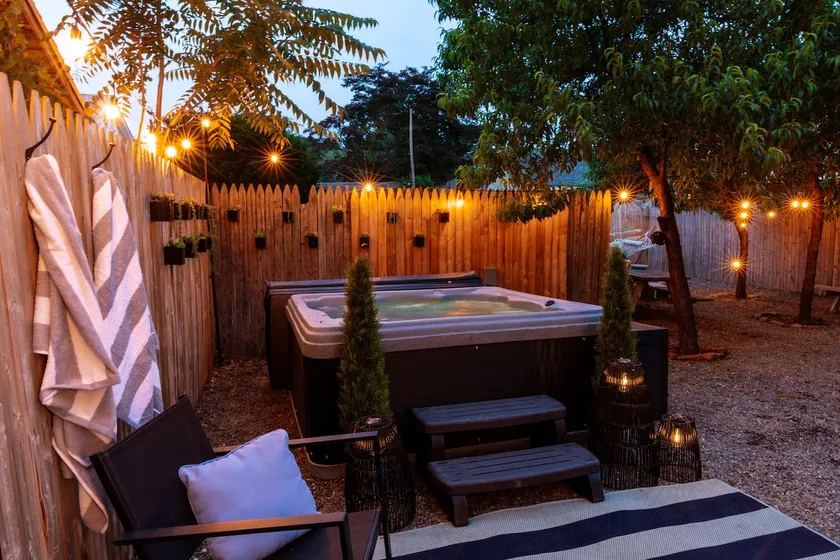 Dog-Friendly Hudson Valley Escape with Hot Tub & Jacuzzi - Image 1