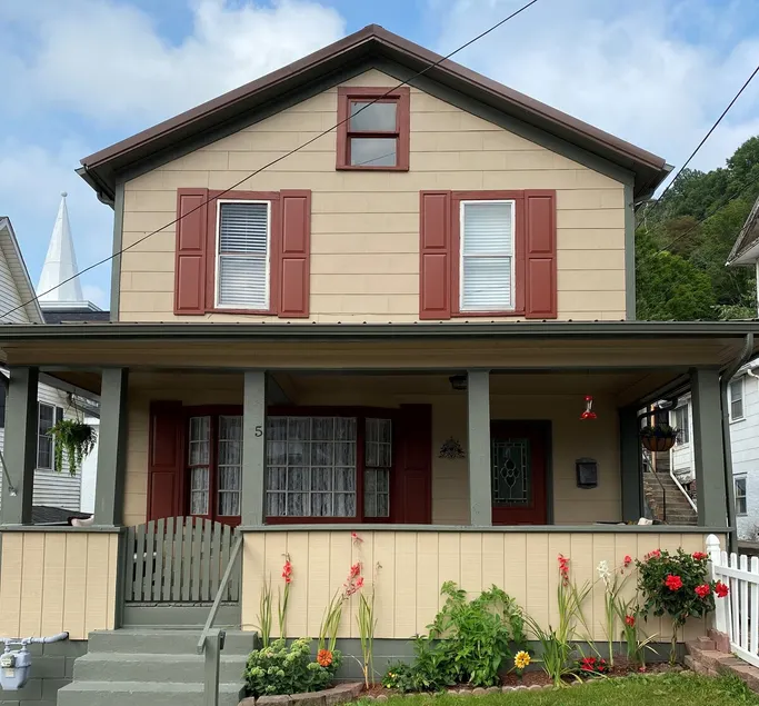The Oakford House - Image 1