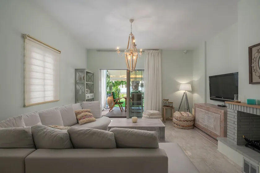 Villa Ammoudes - Image 1