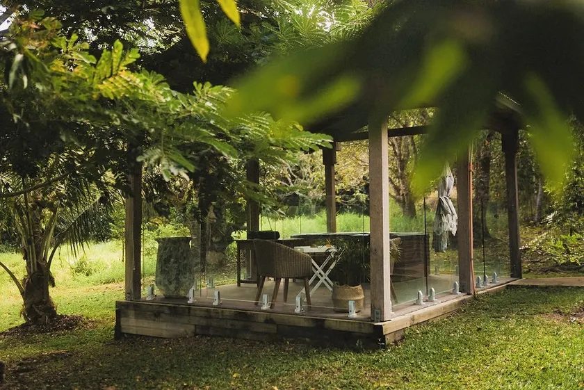 Palm Grove Rainforest Retreat - Image 1