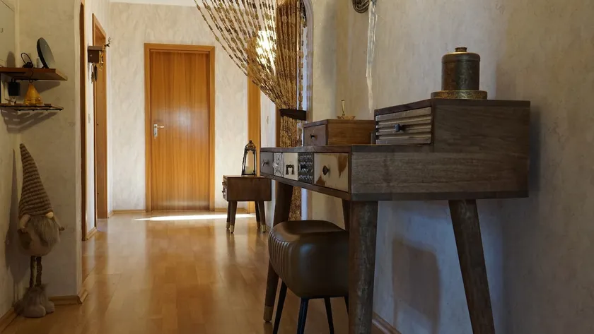 Spacious holiday apartment with terrace and garden - Image 1