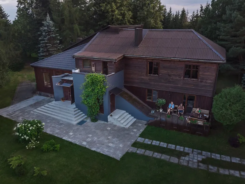 Tauragnai Scandinavian 3-bedroom apartment - Image 1
