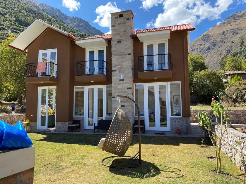 #AUKA HOUSE URUBAMBA - Image 1