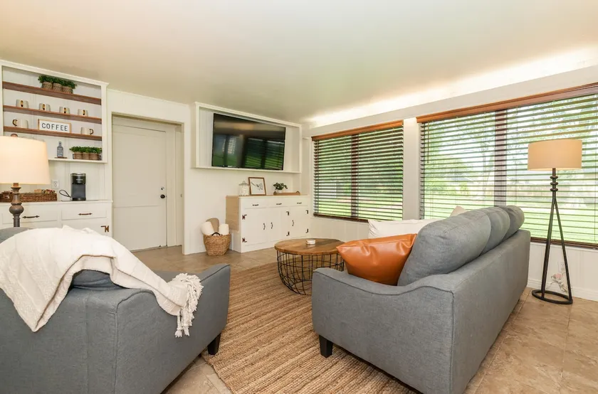 Cozy Home in the Heart of Beaumont - Image 1