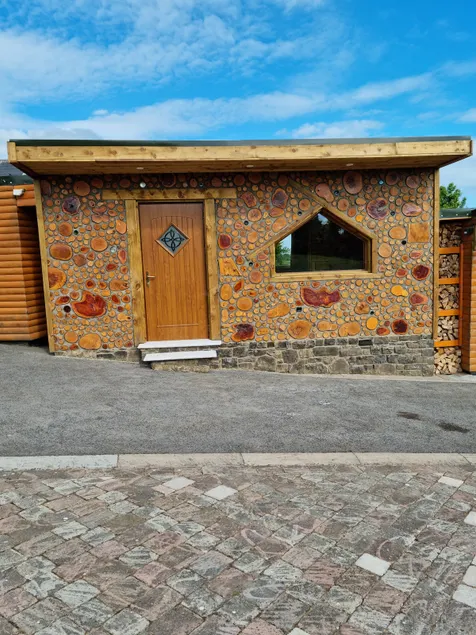 Valley View Cabin. - Image 1