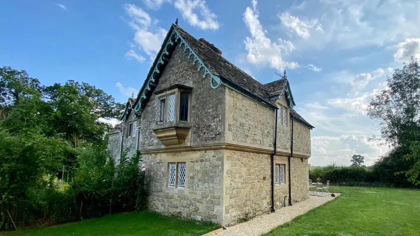 Charming Rural Cotswold Cottage Gardens & Views - Image 1