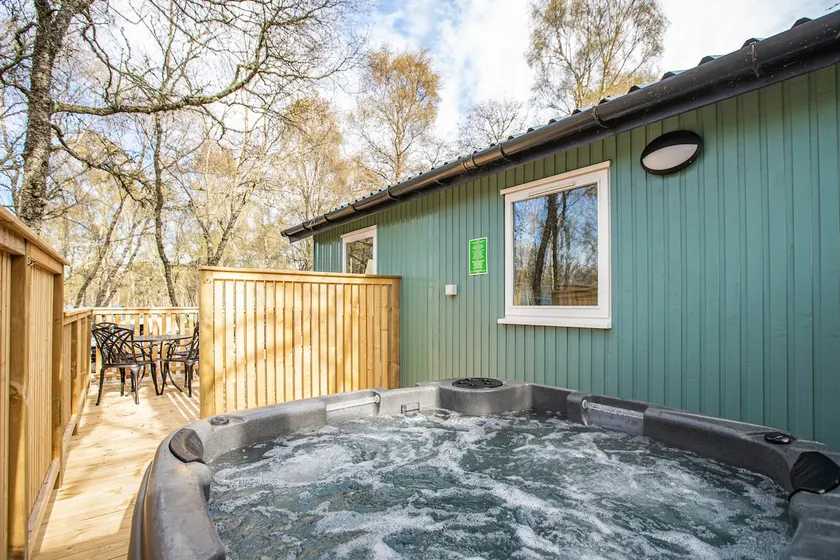 Gorse Lodge 9 with Hot Tub - Image 1