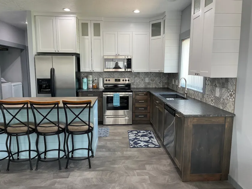 Luxury Guest Apartment - Image 1