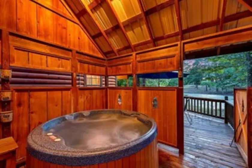 Excellent location! Pond View Near Beavers Bend - Image 1
