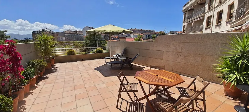 Apartment 5 min from Baltar beach with terrace and garage - Image 1