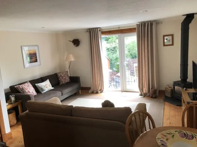 Comfortable, cosy cottage for a relaxing getaway - Image 1