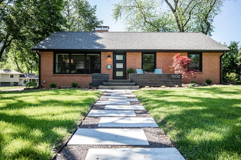 Modern Ranch Home, Quiet Neighborhood - EV Charger - Image 1