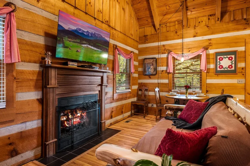 Deck, Jacuzzi Tub, Wi-fi, National Park, Dogs OK - Image 1